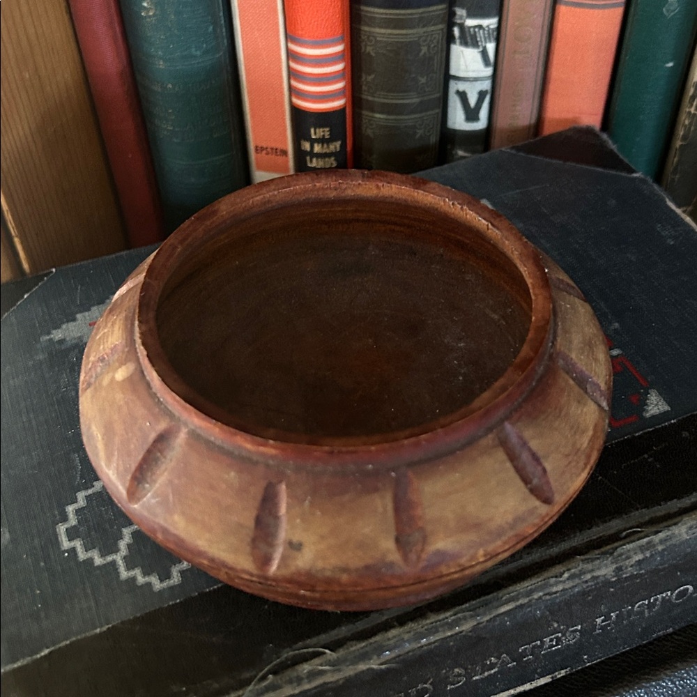 Rustic Wooden Bowl - Picture 4 of 10